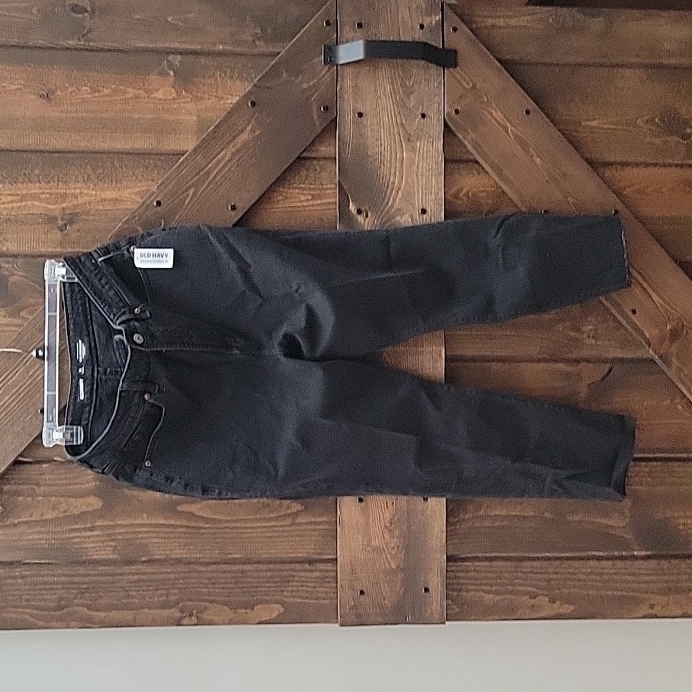 Black Old Navy NWT Size 12 Petite